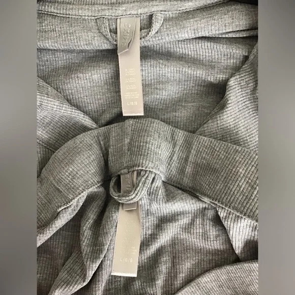 SKIMS Soft Lounge Sleep Set | Heather Gray - Picture 6 of 16